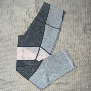 ‼️MOVING SAME ❗️ Zella Grey & Light Pink Cropped Leggings